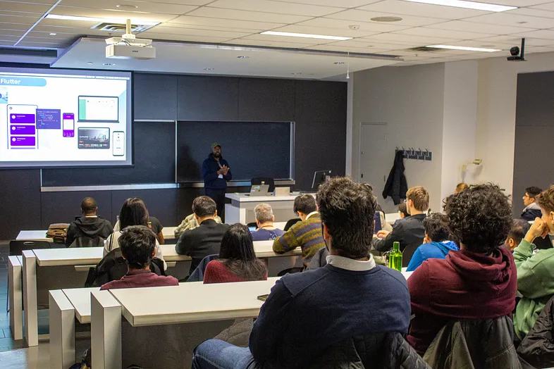 🇨🇦 DevFest Canada at Concordia — Presenting the Cross Platform Development